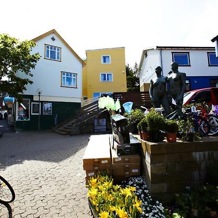 62N Guesthouse - City Center Tórshavn Esterno foto