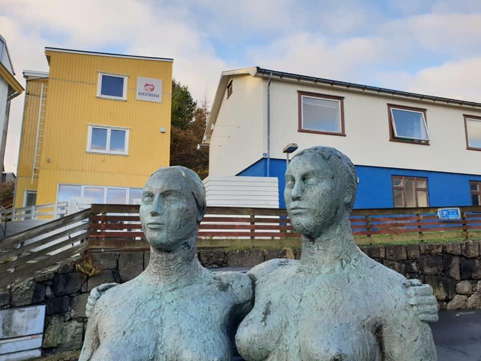 62N Guesthouse - City Center Tórshavn Esterno foto